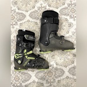 Dalbello Italian ski boots 28 /men’s size 10